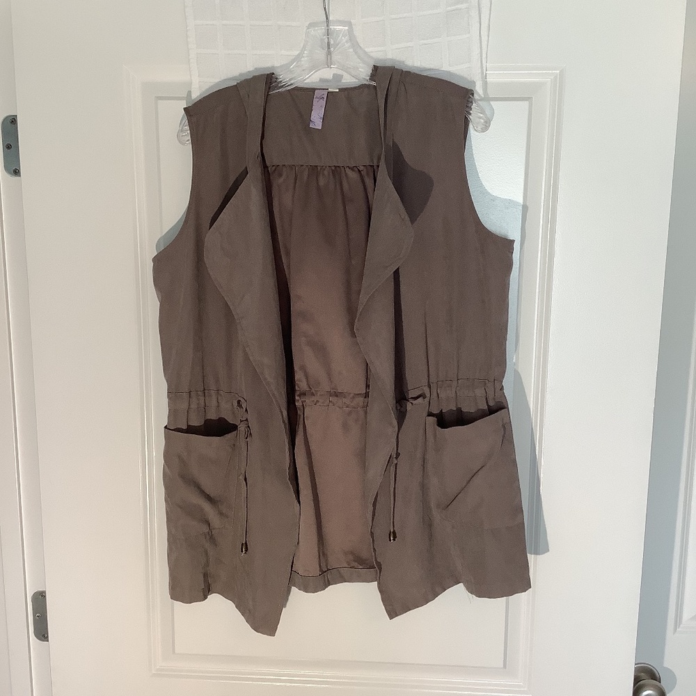 Alya Ladies Lined Hooted Faux Suede Vest Beige Size S